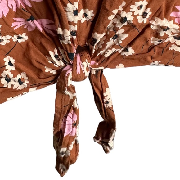 Madewell Novel Tie Front in Hillside Daisies Size Medium - Picture 17 of 17